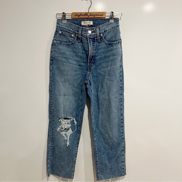 Madewell The Perfect Vintage Straight Jean in Kingsbury Wash: Knee-Rip Edition - Picture 9 of 13